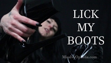 MissIvyOphelia - Lick My Boots