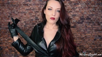 MistressLucyXX - The Leather Femme Fatale